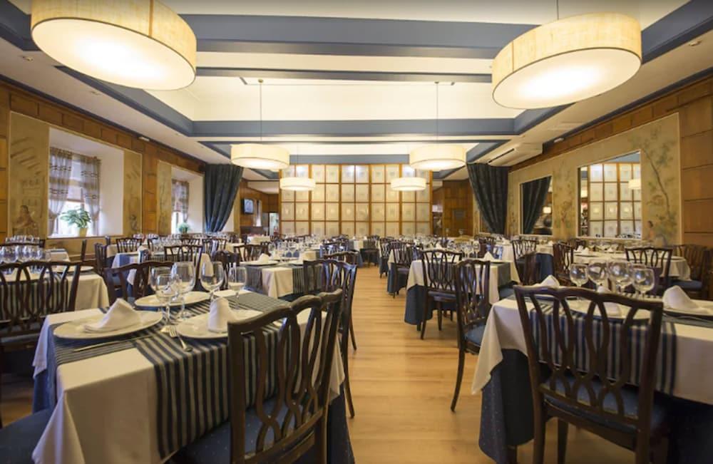 Hotel Real Segovia By Recordis Hotels Екстериор снимка